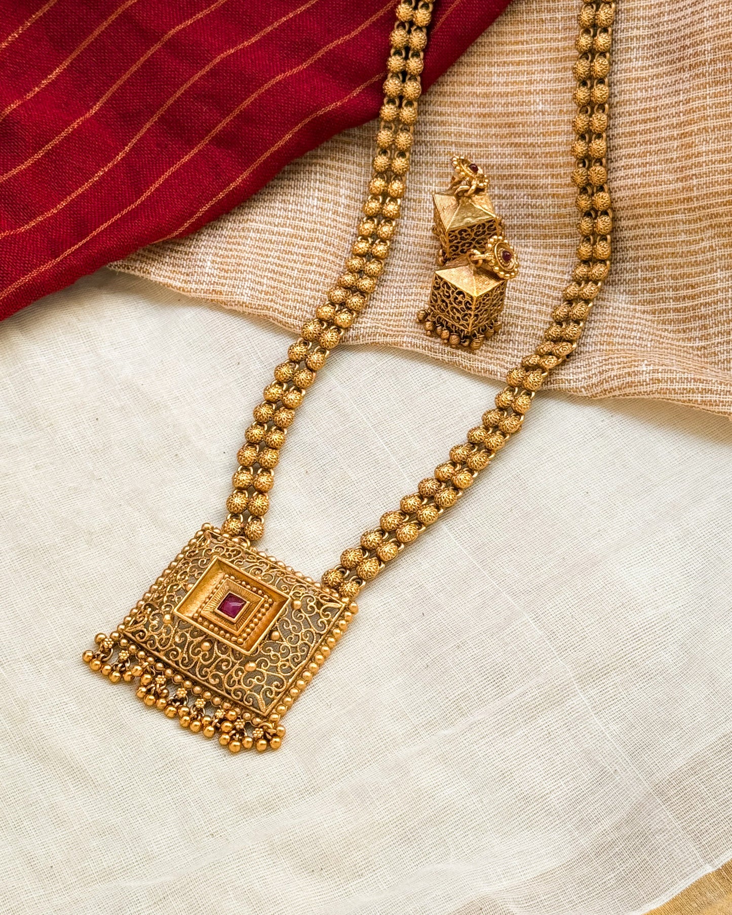 Non-Idol Long Haaram