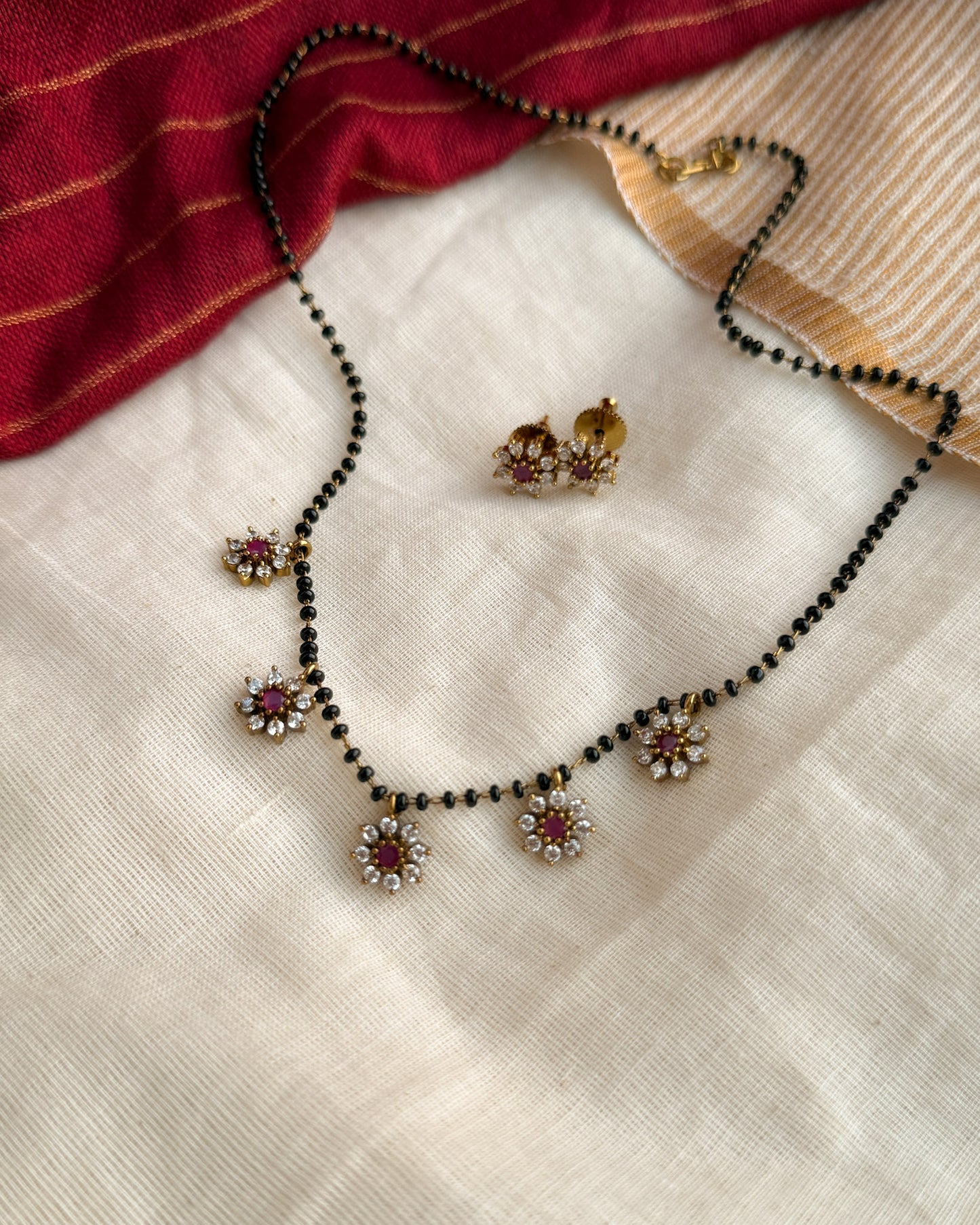 Mangalsuthra-Red