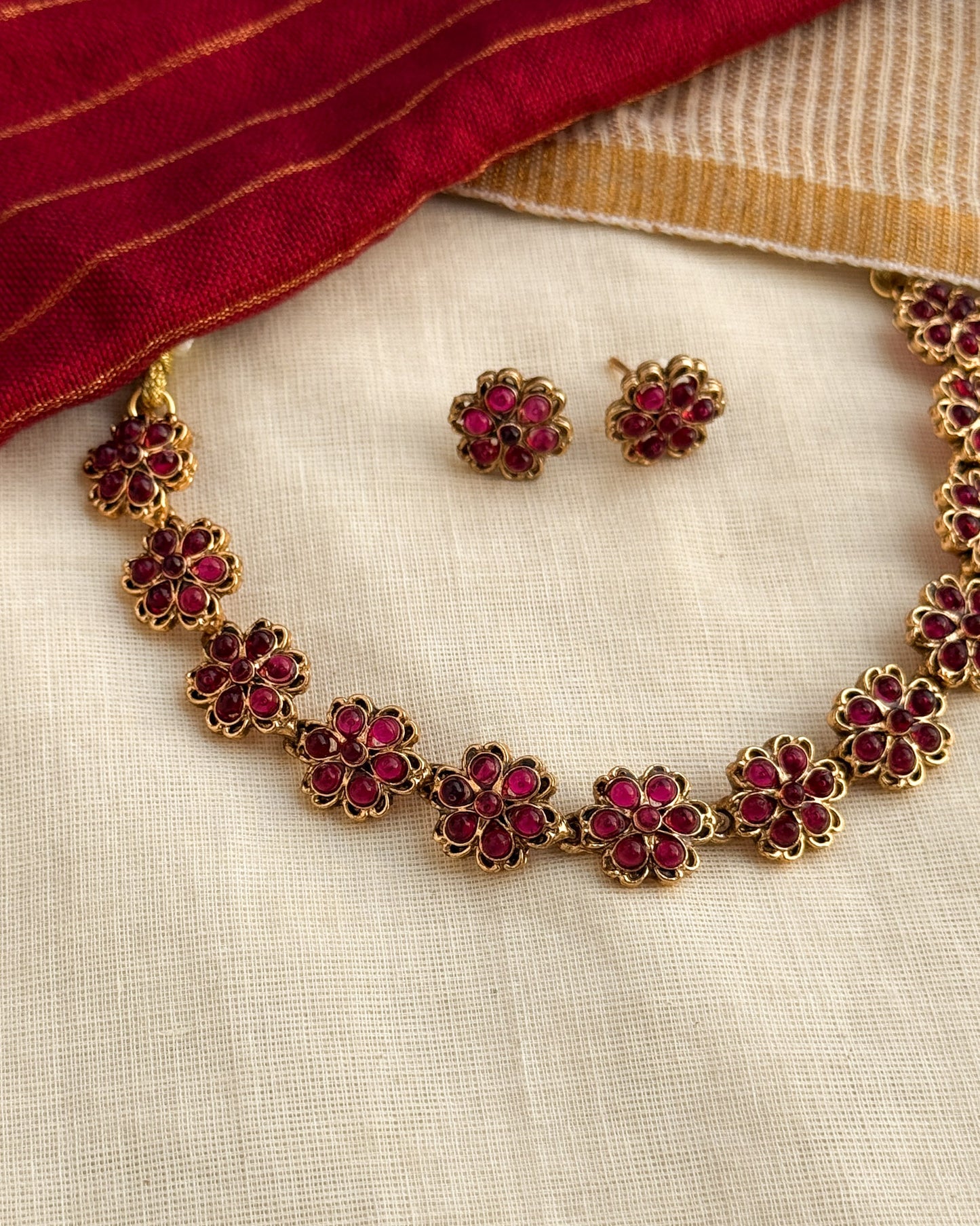 Ruby Floral Necklace-AN038