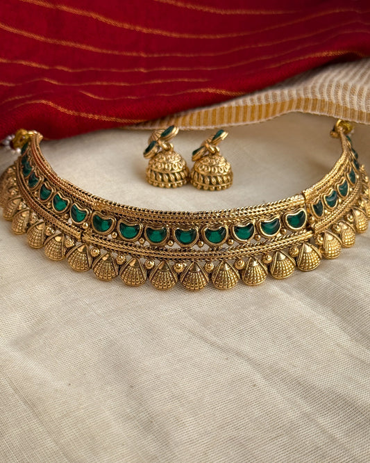 Elegant Green Hasli Choker-AN006