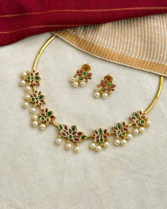 Premium Lotus Hasli Necklace-AN067