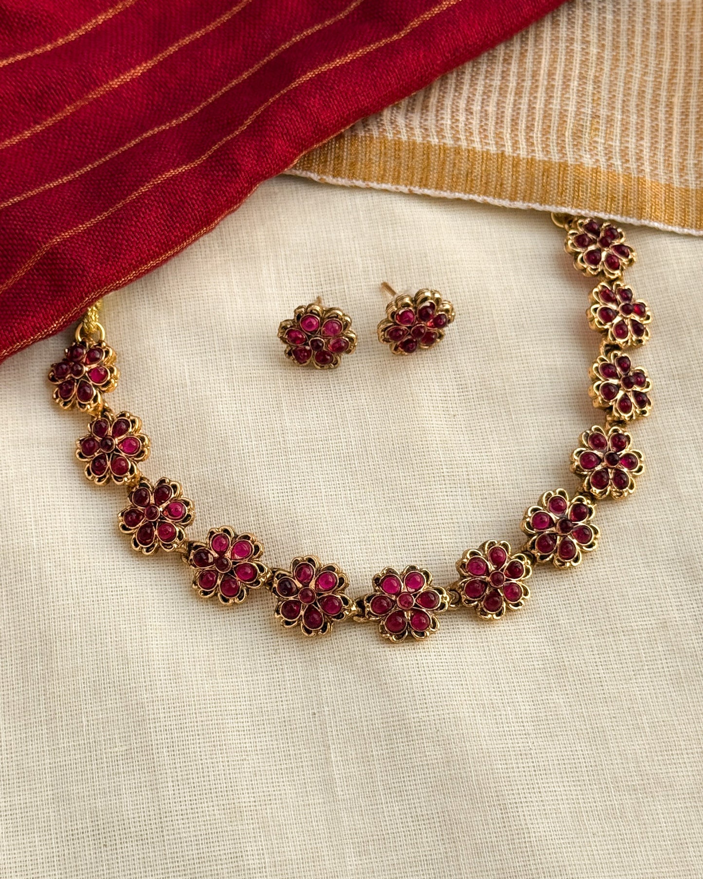 Ruby Floral Necklace-AN038