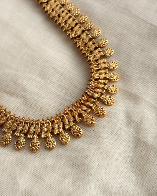 Traditional Non Idol Mayur Long Haaram-AH002