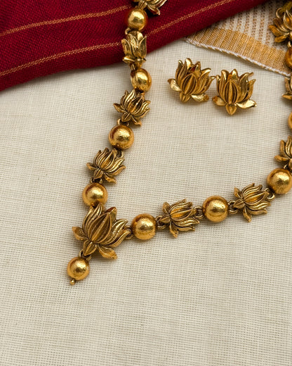 Lotus Non Idol Choker- AN030