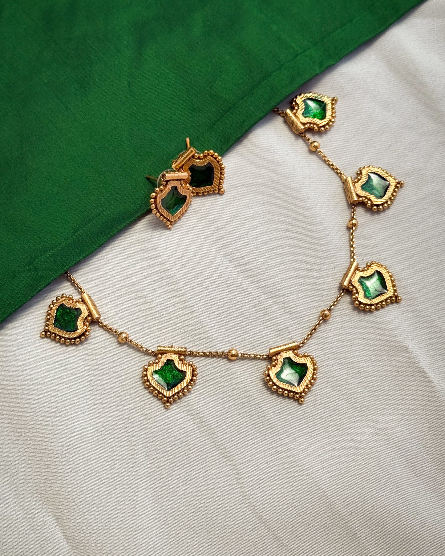 Palakka Multipendant Necklace