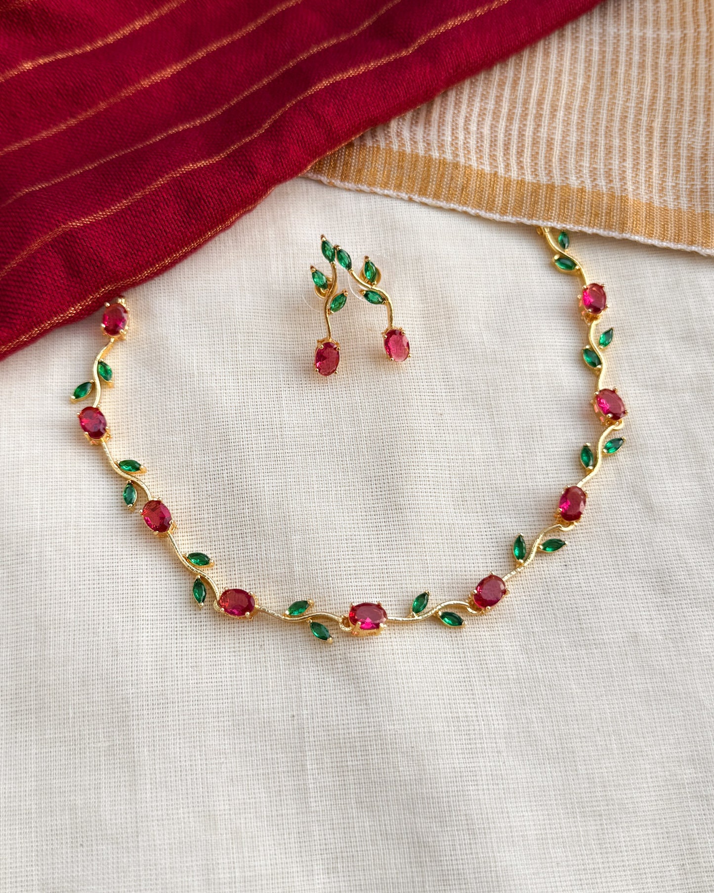 Beautiful Tulip Necklace-AN043