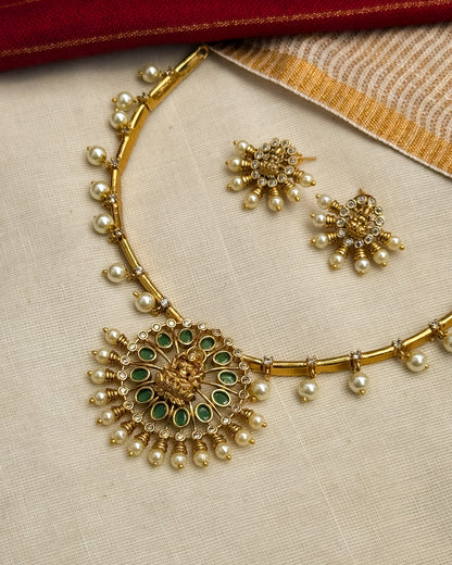 Lakshmi Pearl Hasli Necklace-AN094