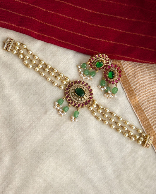 Royal Emerald Pearl Choker-AN110
