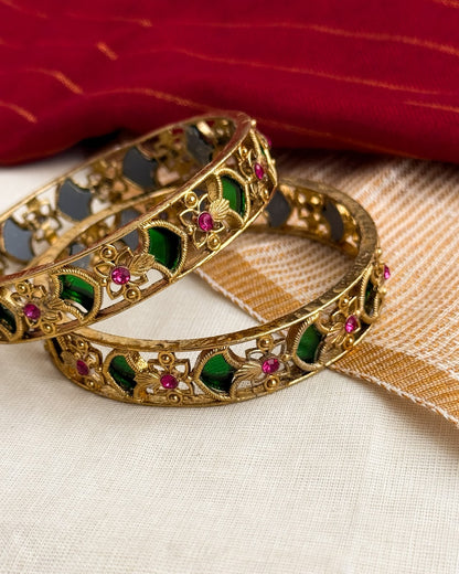 Traditional palakka bangles AB009